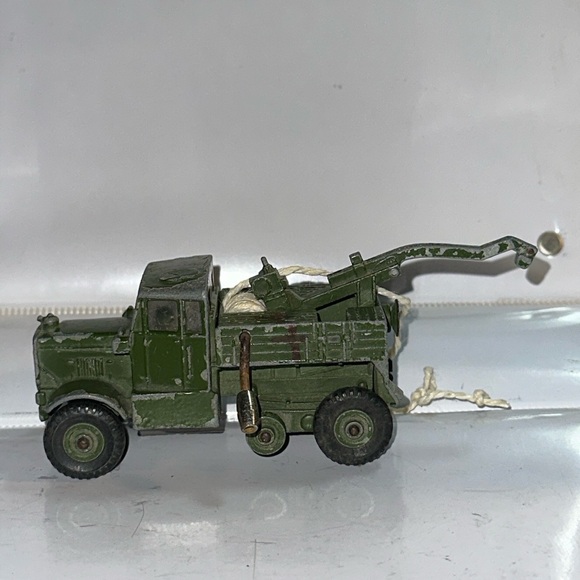 3x Dinky Toys Scammell Recovery Tractor (No. 661) - all in "as is" condition - Picture 8 of 16